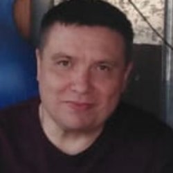 Артём